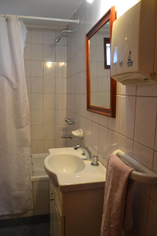 Camping Y Hostal El Ovejero Ελ Καλαφάτε Δωμάτιο φωτογραφία